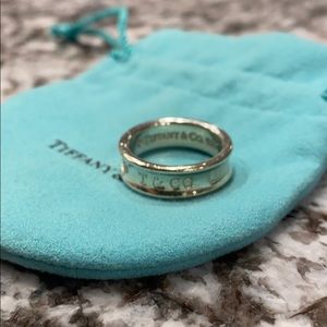 Rare Authentic Tiffany & Co. ring size 8